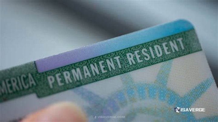 Does changing address delay green card?