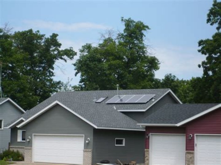Does solar help sell house?