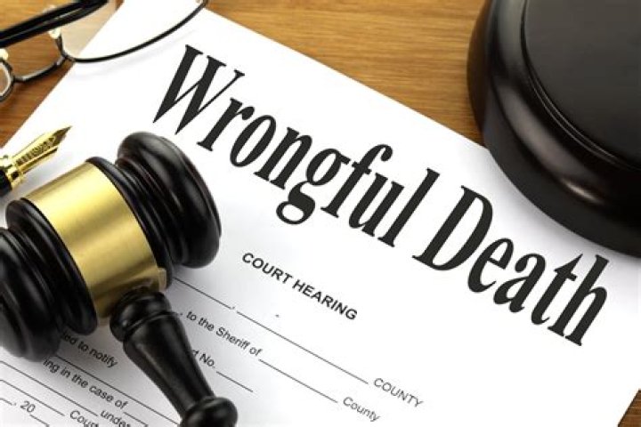 How do you split a wrongful death settlement?